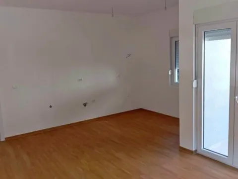 Sale, two bedroom apartment, 60m², Zabjelo, Podgorica - image 1