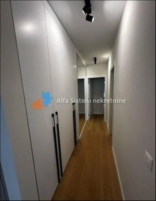 Rent, three bedroom apartment, 75m², Stari Grad, Beograd