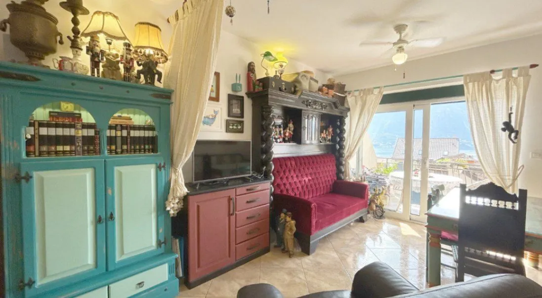 Sale, one bedroom apartment, 42m², Dobrota, Kotor