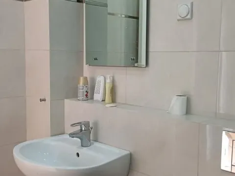 Sale, one bedroom apartment, 85m², Pinješ, Ulcinj - image 6