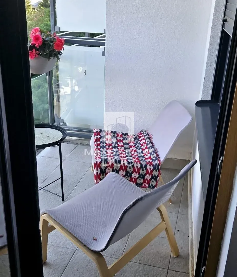 Rent, three bedroom apartment, 80m², Zemun Sve Podlokacije, Beograd