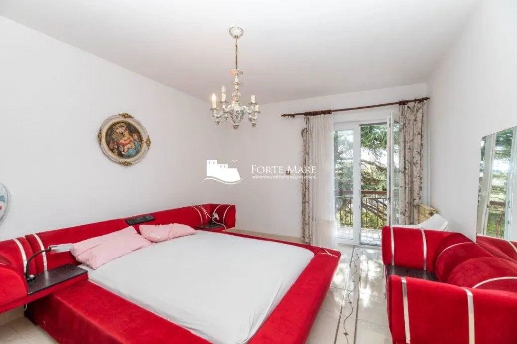 Prodaja, kuća, 387m², Igalo, Herceg Novi