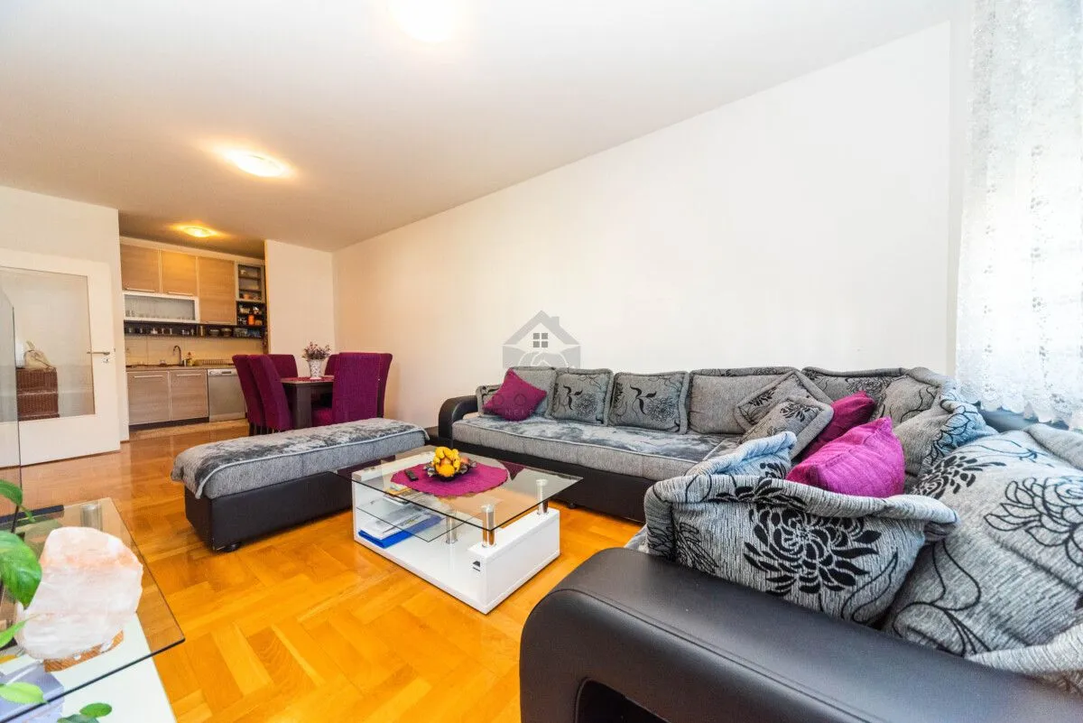 Izdavanje, jednosoban stan, 52m², Tuški Put, Podgorica