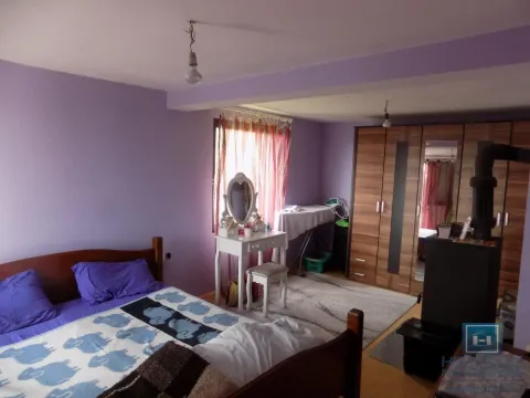 Sale, house, 120m², Karadjordjevo brdo, Paraćin