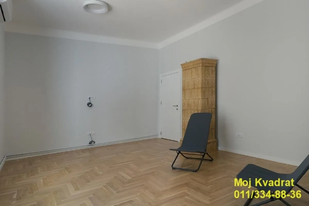 Izdavanje, dvosoban stan, 53m², Obilićev Venac, Beograd
