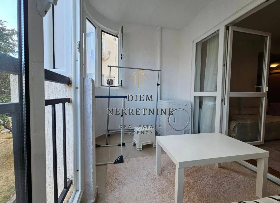 Rent, two bedroom apartment, 70m², Centar, Bar