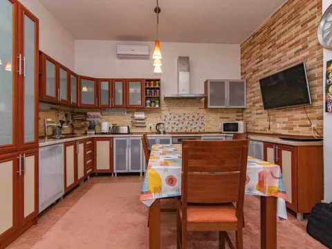 Prodaja, kuća, 400m², Glavica, Danilovgrad - image 3