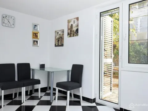 Sale, house, 110m², Centar, Budva - image 7