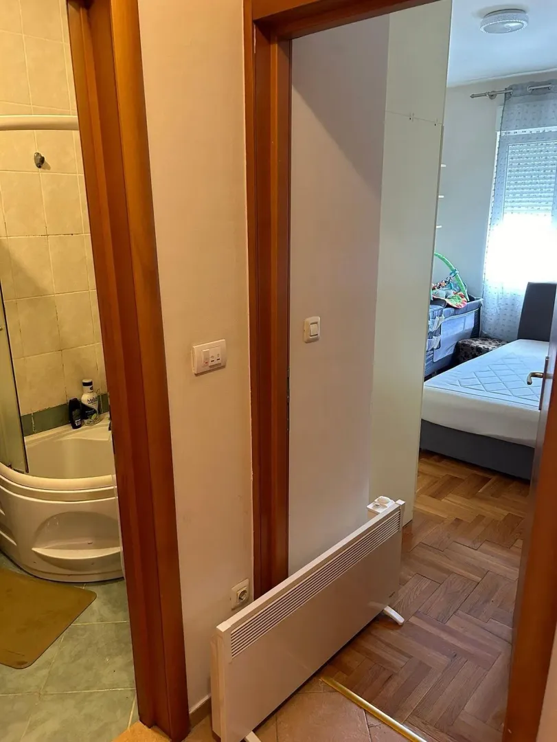Izdavanje, jednosoban stan, 45m², Stari Aerodrom, Podgorica