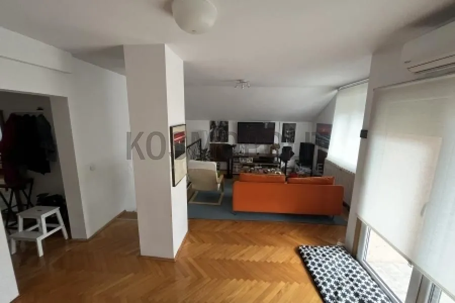 Prodaja, četvorosoban stan, 110m², Bele Vode, Beograd