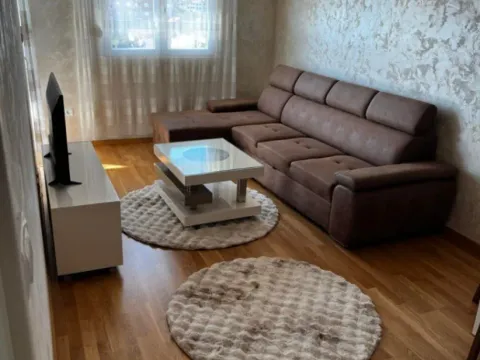 Prodaja, jednosoban stan, 43m², Stari Aerodrom, Podgorica