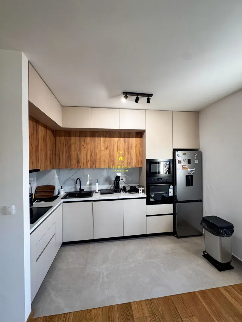 Prodaja, dvosoban stan, 72m², New City, Podgorica