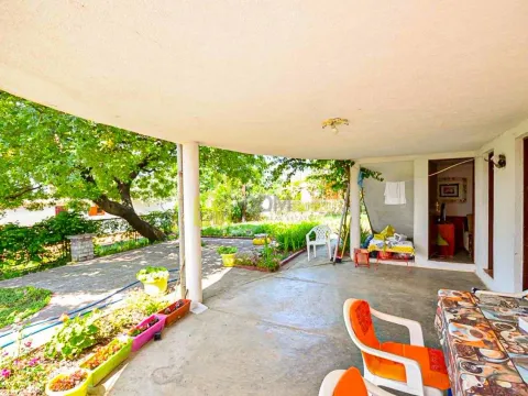 Prodaja, kuća, 190m², Bar, Crna Gora - image 18