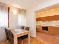 Sale, two bedroom apartment, 80m², Đenovići, Herceg Novi - image 3