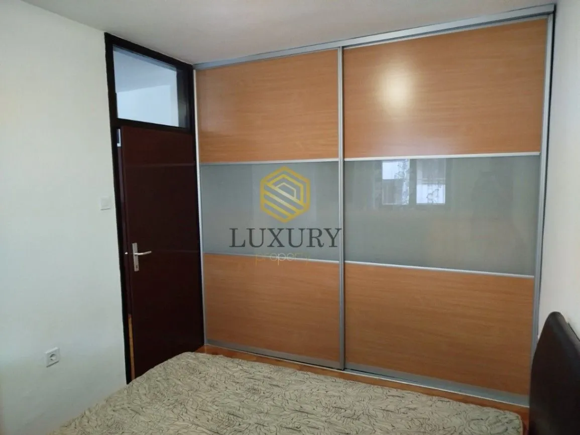 Izdavanje, jednosoban stan, 50m², Malo Brdo, Podgorica
