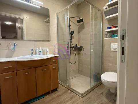 Izdavanje, dvosoban stan, 65m², City Kej, Podgorica - image 15