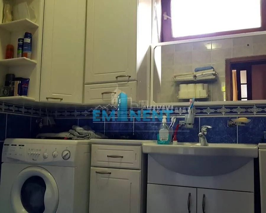 Prodaja, kuća, 465m², Voždovac Sve Podlokacije, Beograd