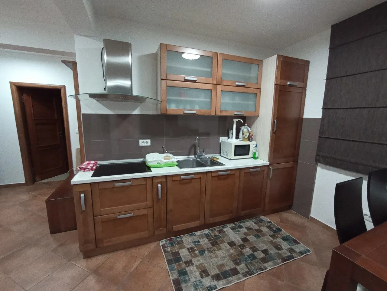 Izdavanje, jednosoban stan, 45m², Dobra Voda, Budva