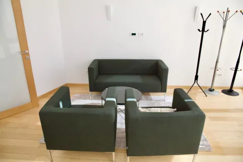 Rent, one bedroom apartment, 59m², Central Point, Podgorica - image 836
