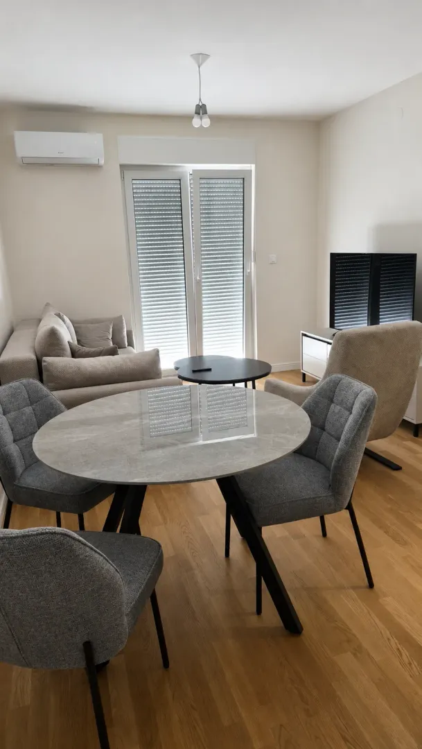 Rent, one bedroom apartment, 40m², Pobrežje, Podgorica