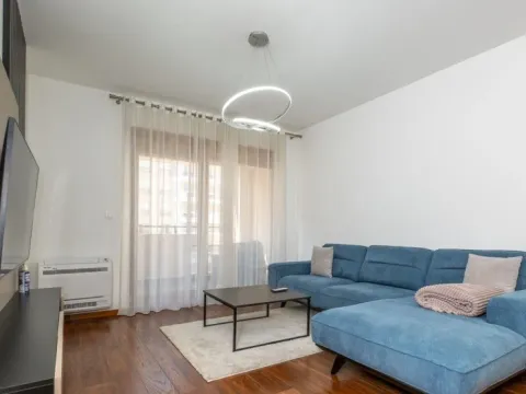 Rent, two bedroom apartment, 74m², Podgorica, Crna Gora - image 1