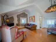 Sale, house, 170m², Milovići, Tivat - image 16