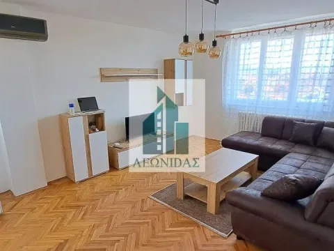 Izdavanje, trosoban stan, 75m², Pantelej, Niš