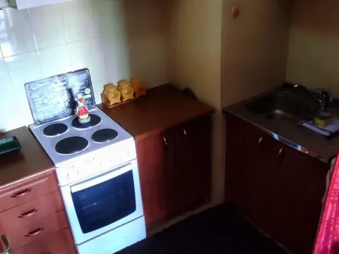 Izdavanje, jednosoban stan, 40m², Stari Aerodrom, Podgorica - image 2