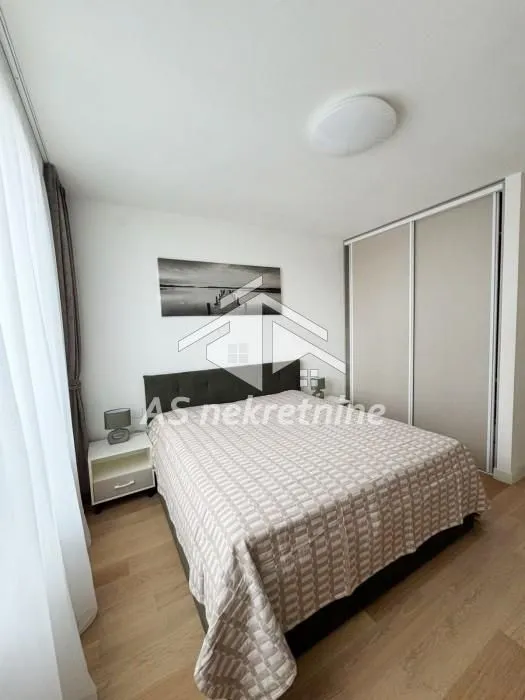 Rent, three bedroom apartment, 84m², Savski Venac, Beograd