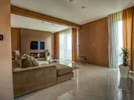 Izdavanje, kuća, 1133m², Komoševina, Budva - image 14