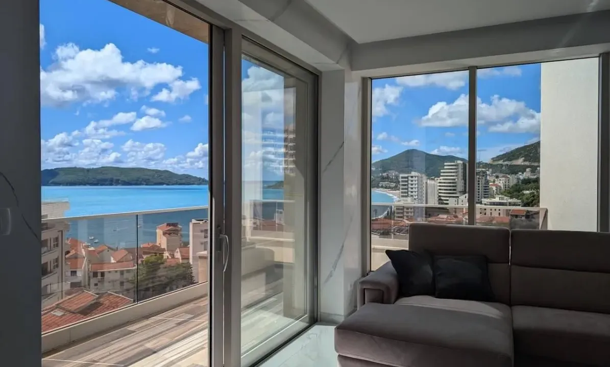 Prodaja, dvosoban stan, 90m², Rafailovići, Budva