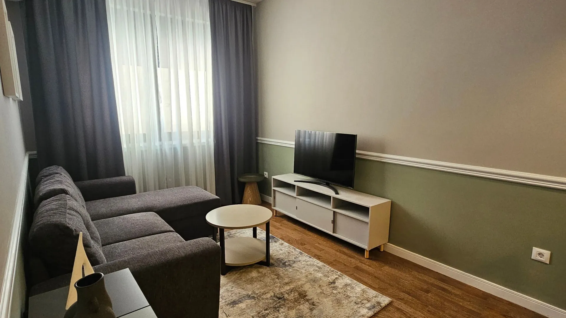 Izdavanje, dvosoban stan, 36m², Bečići, Budva