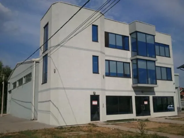 Rent, office space, 864m², Altina, Beograd