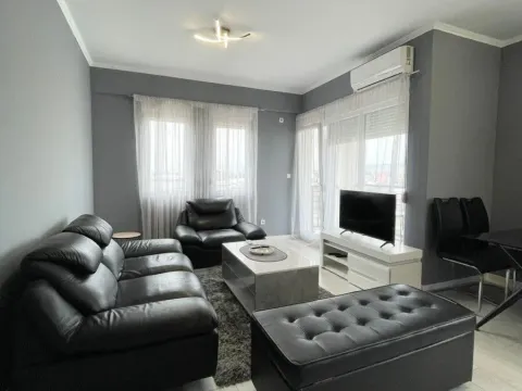 Rent, one bedroom apartment, 44m², Stari Aerodrom, Podgorica - image 1