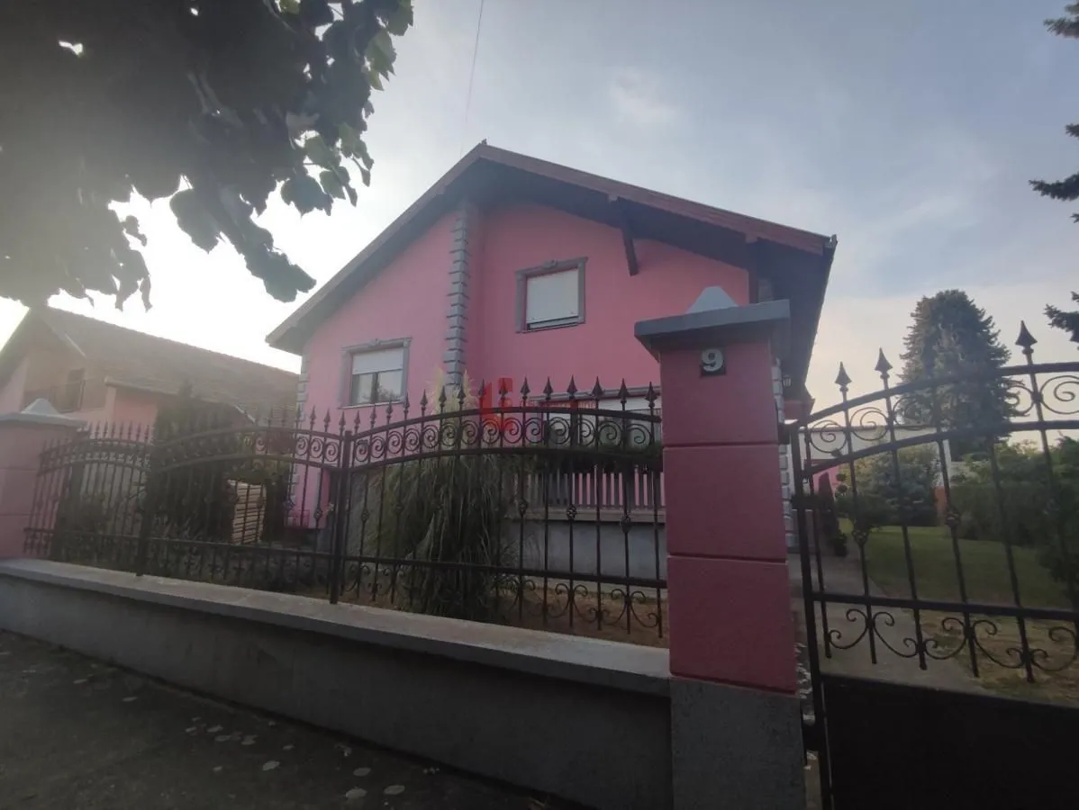 Prodaja, kuća, 175m², Subotica, Srbija