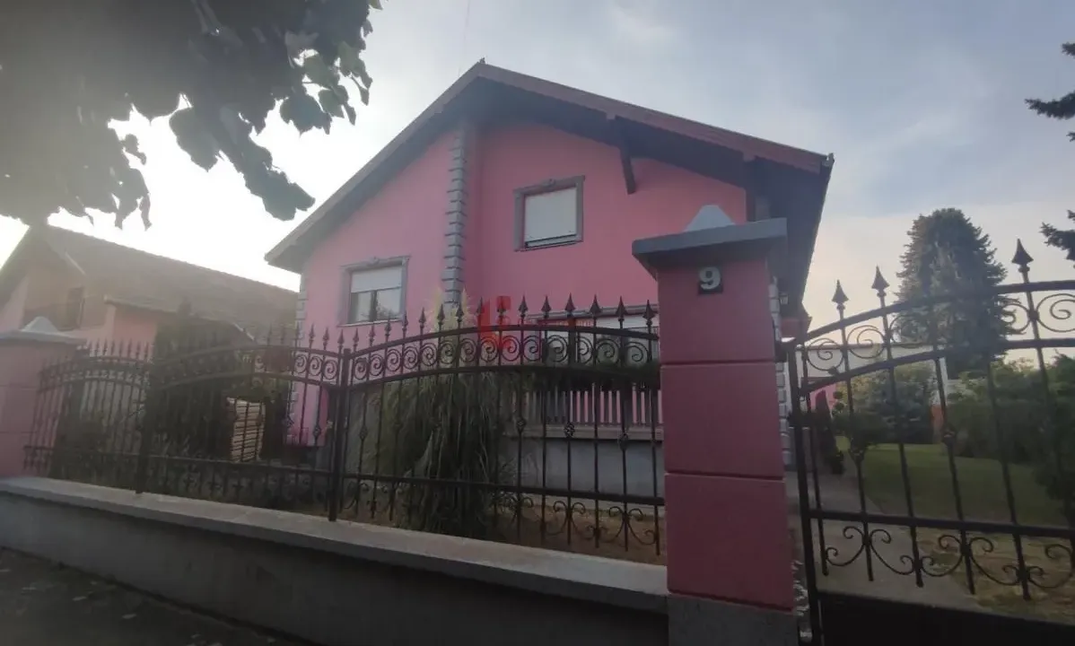Sale, house, 175m², Subotica, Srbija