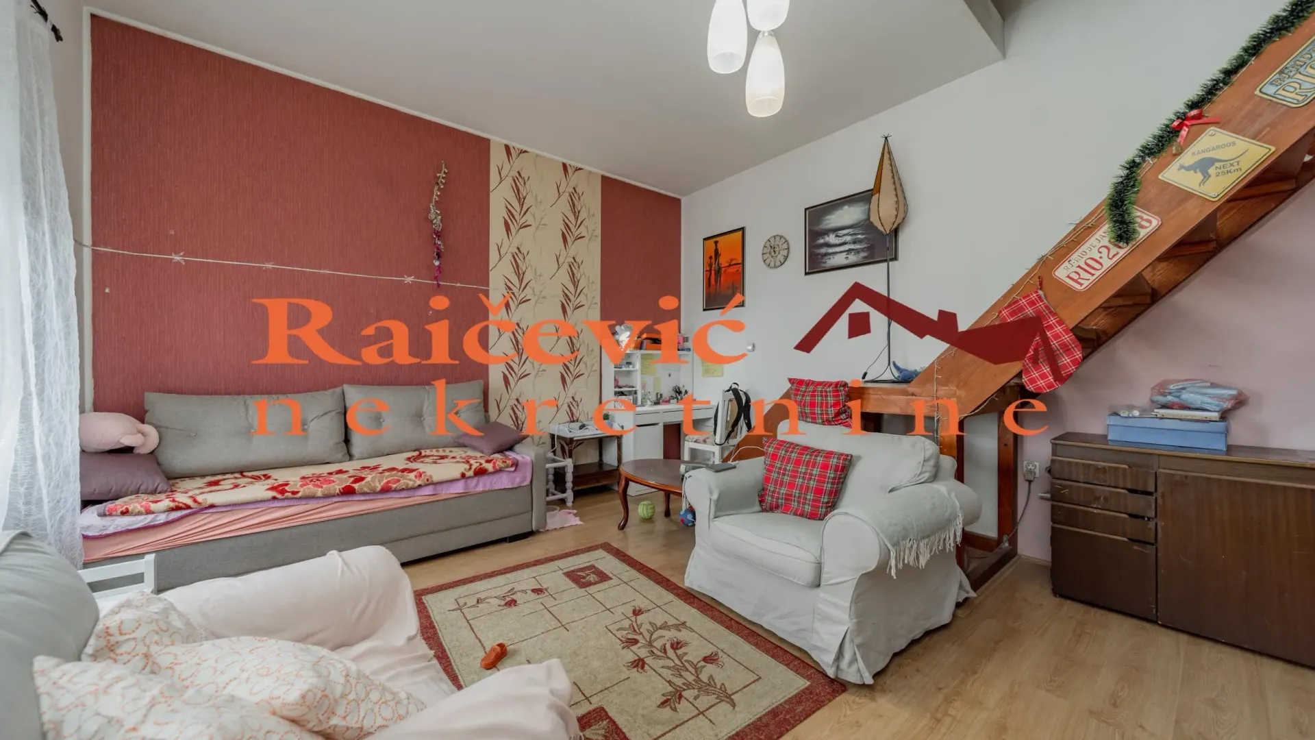 Prodaja, trosoban stan, 115m², Petlovo Brdo, Beograd