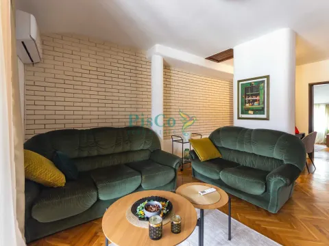 Prodaja, dvosoban stan, 75m², Centar, Podgorica - image 9