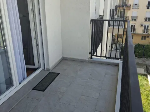 Izdavanje, jednosoban stan, 48m², Stara Varoš, Podgorica - image 6