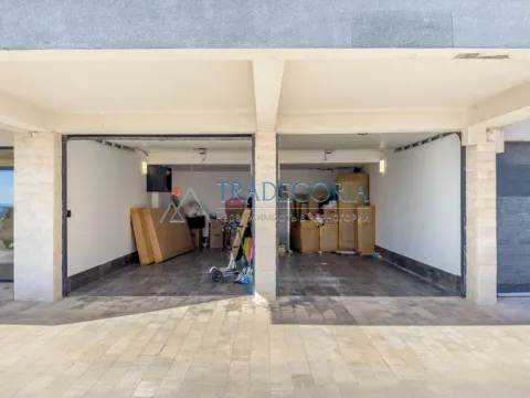 Prodaja, stan, 300m², Bečići, Budva - image 37