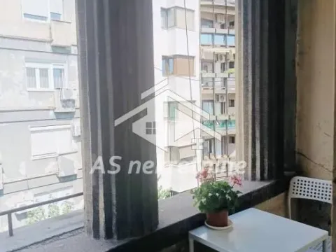 Rent, four bedroom apartment, 120m², Stari Grad, Beograd - image 20