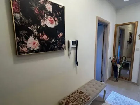 Sale, two bedroom apartment, 88m², Bečići, Budva - image 14