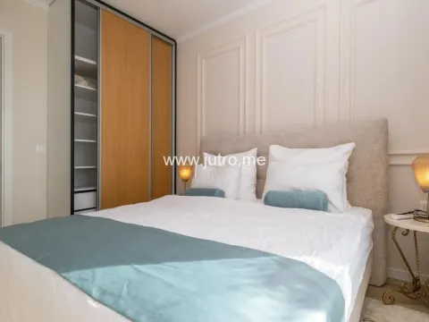 Prodaja, kuća, 217m², Rijeka Reževići, Budva - image 8