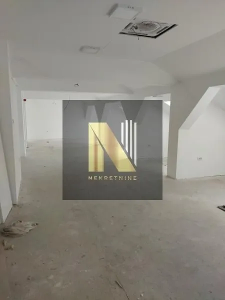 Rent, office space, 449m², Centar, Novi Sad