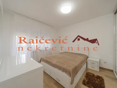 Izdavanje, trosoban stan, 66m², Tašmajdan, Palilula Sve Podlokacije - image 14
