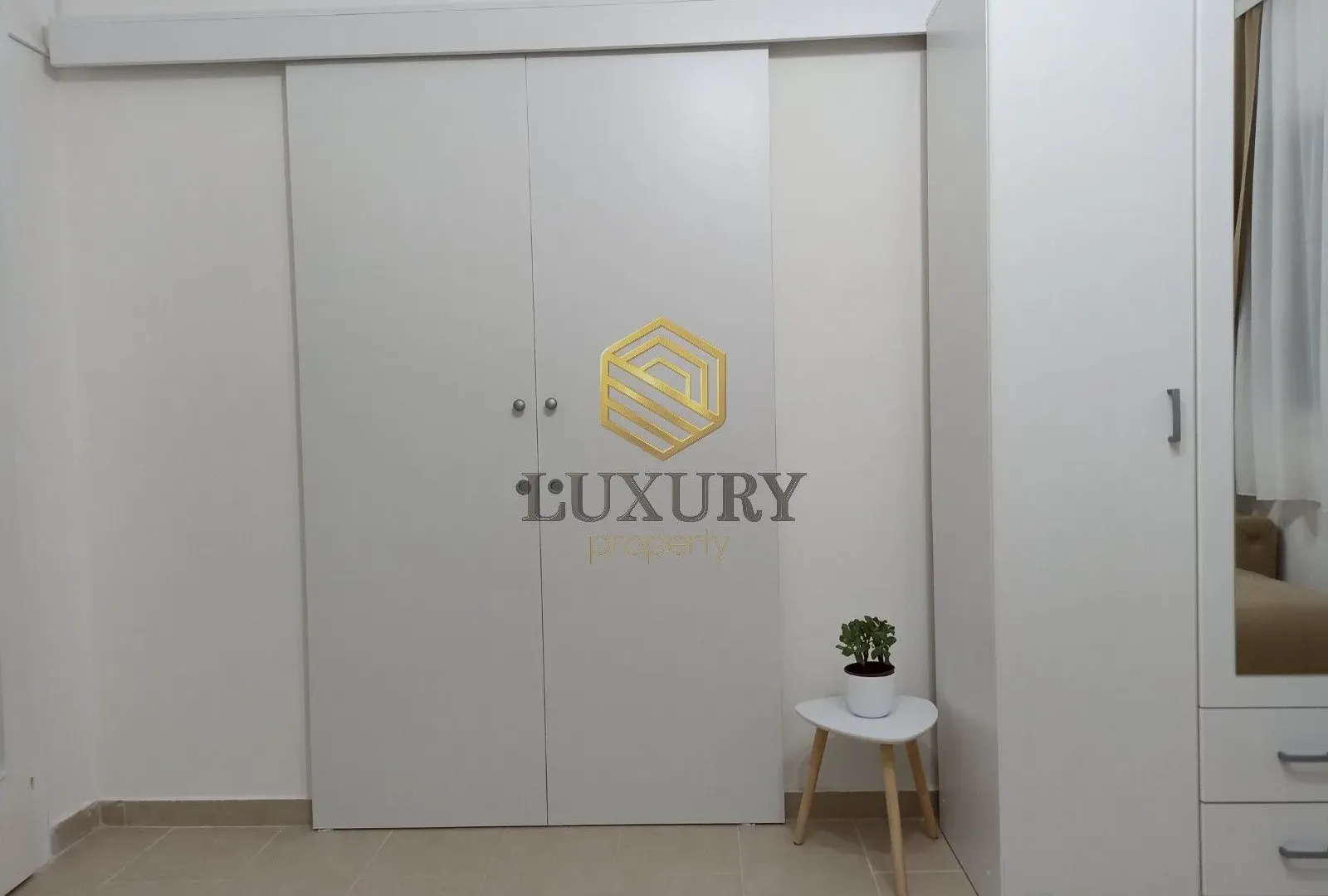 Prodaja, garsonjera, 24m², Gintaš, Podgorica