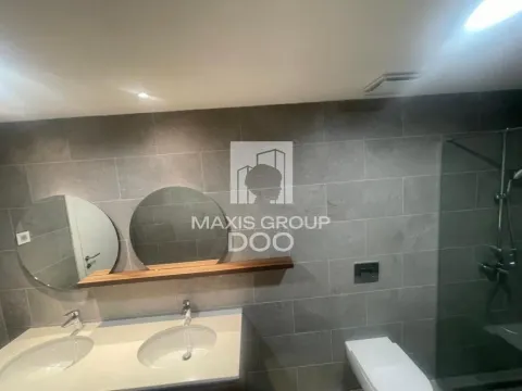 Izdavanje, četvorosoban stan, 121m², Savski Venac, Beograd - image 16