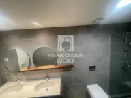 Izdavanje, četvorosoban stan, 121m², Savski Venac, Beograd - image 16