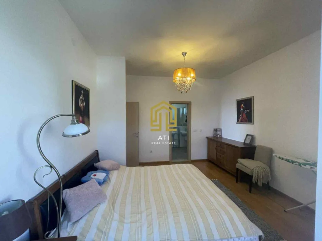 Prodaja, trosoban stan, 98m², Bečići, Budva