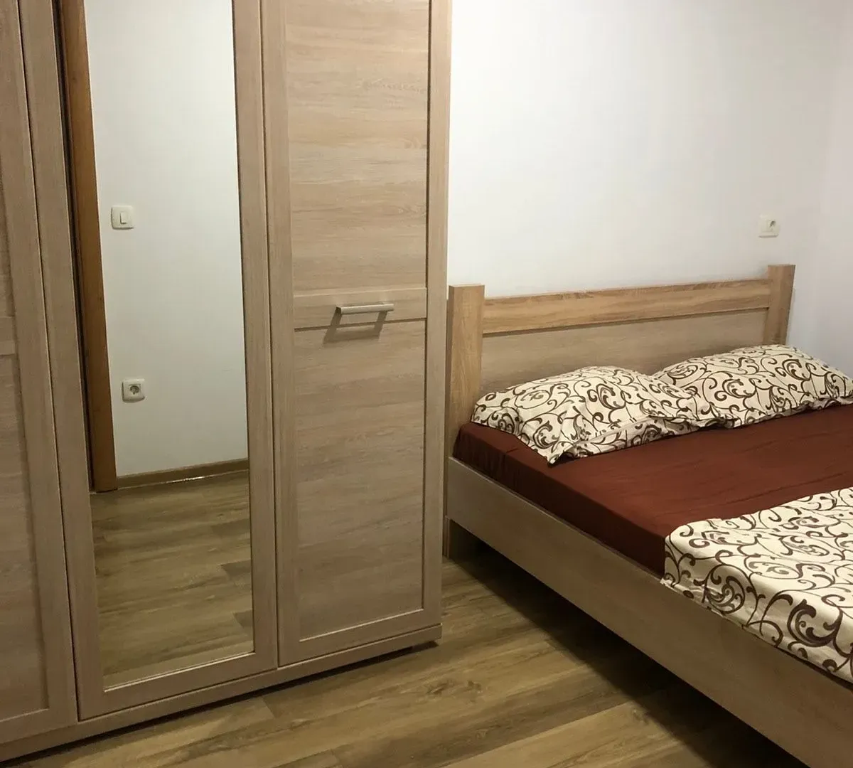 Rent, two bedroom apartment, 52m², Centar, Bar